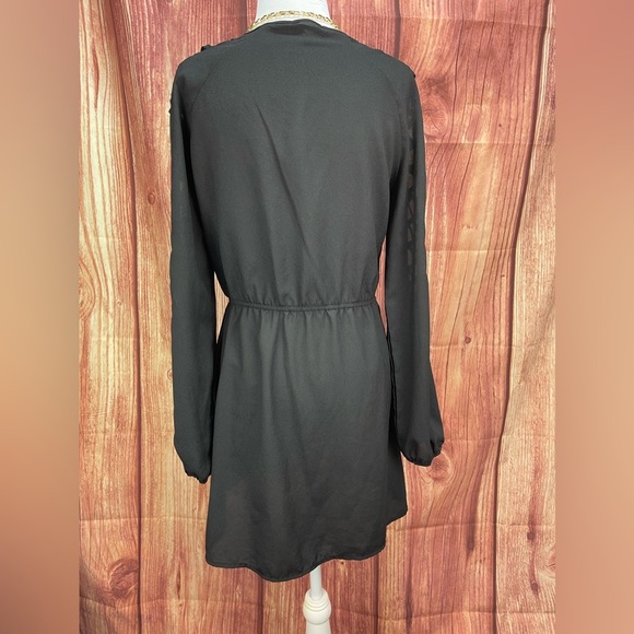 Charlotte Russe black cut out long sleeve surplice mini dress women’s size M - Picture 10 of 15
